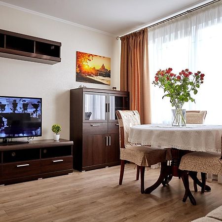 City Center Lux Family Apartment ヴィーンヌィツャ エクステリア 写真