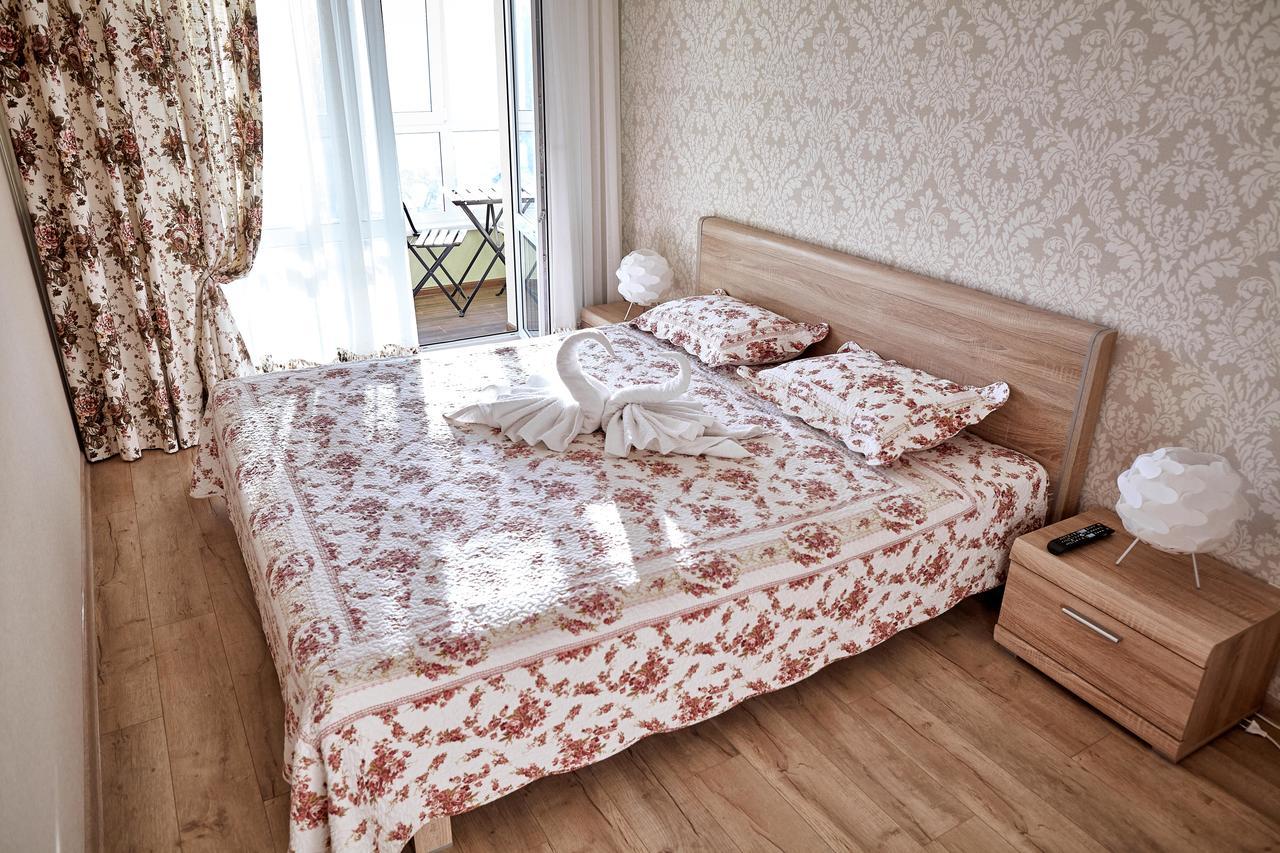 City Center Lux Family Apartment ヴィーンヌィツャ エクステリア 写真