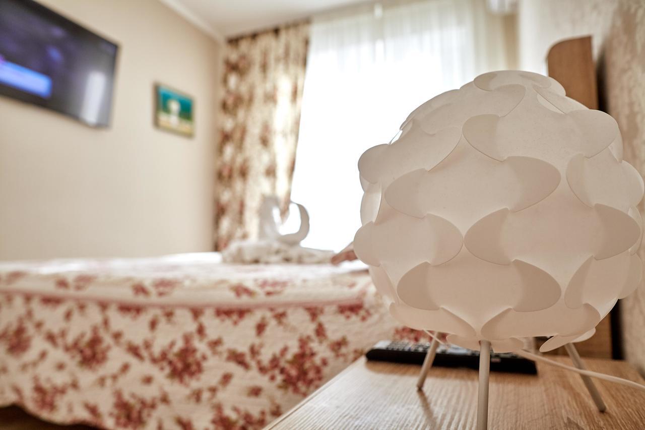 City Center Lux Family Apartment ヴィーンヌィツャ エクステリア 写真